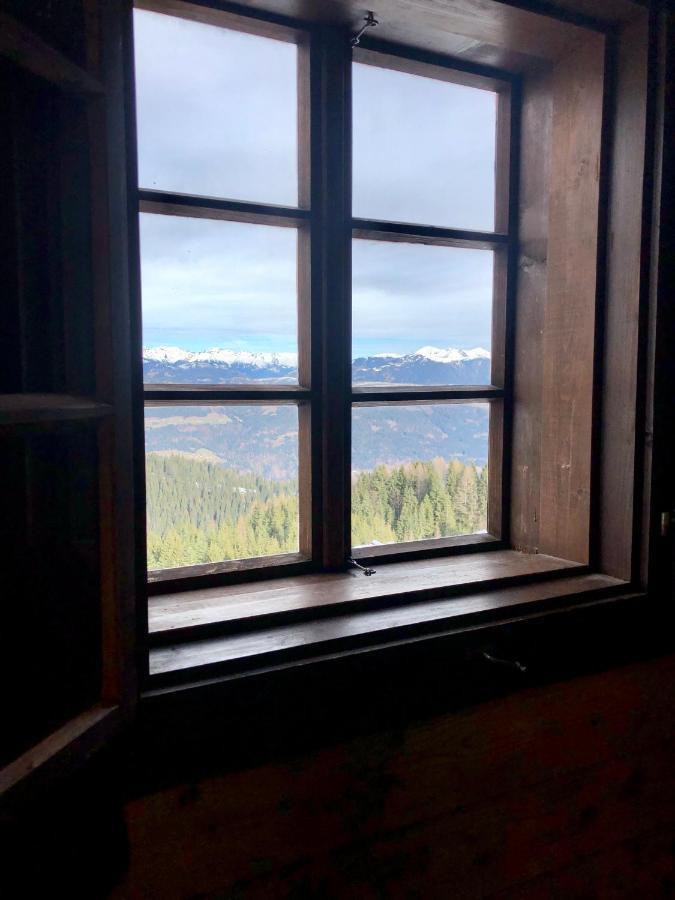 Stubihuettn Appartement Sonnenalpe Nassfeld Buitenkant foto