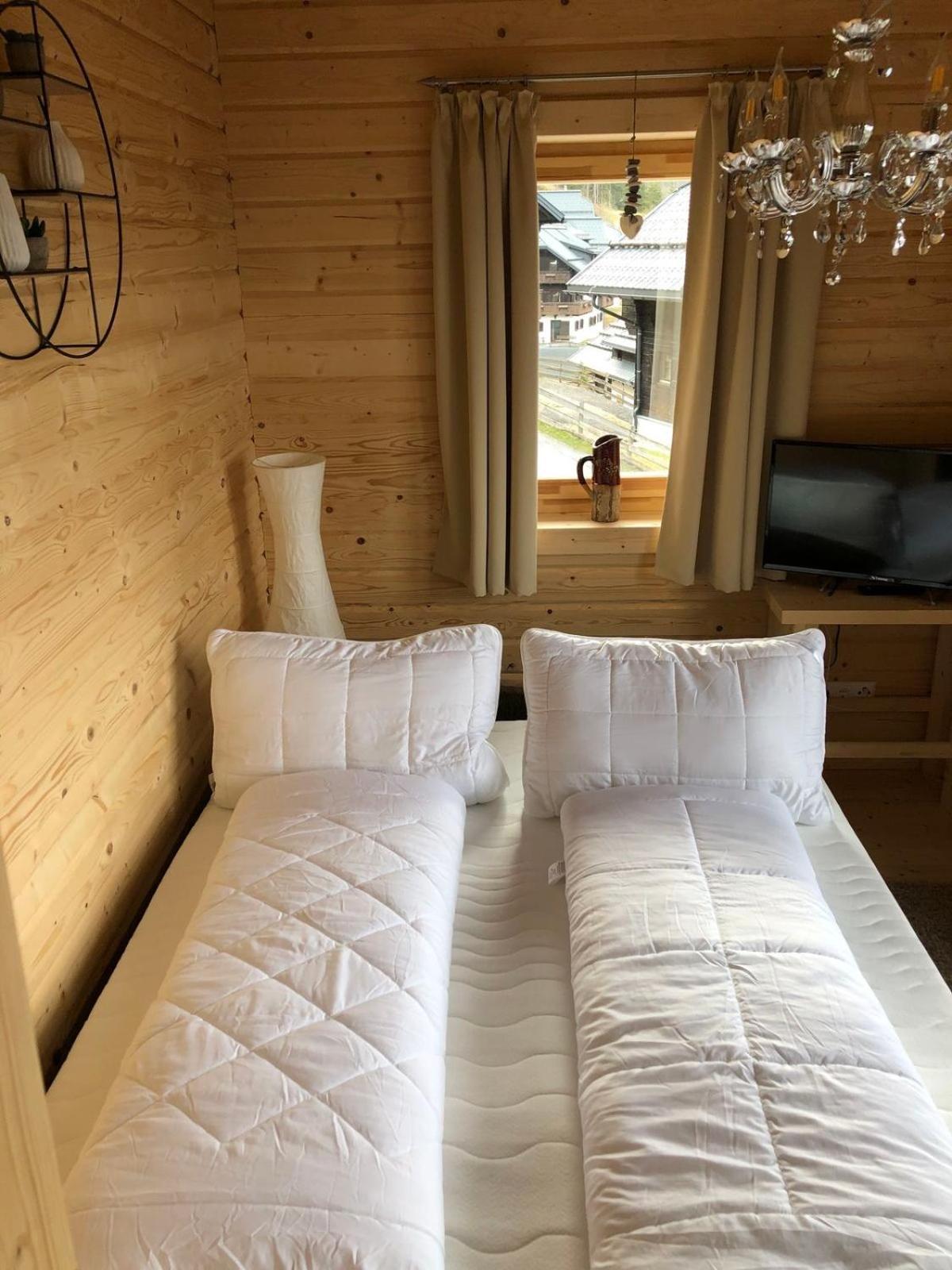 Stubihuettn Appartement Sonnenalpe Nassfeld Kamer foto